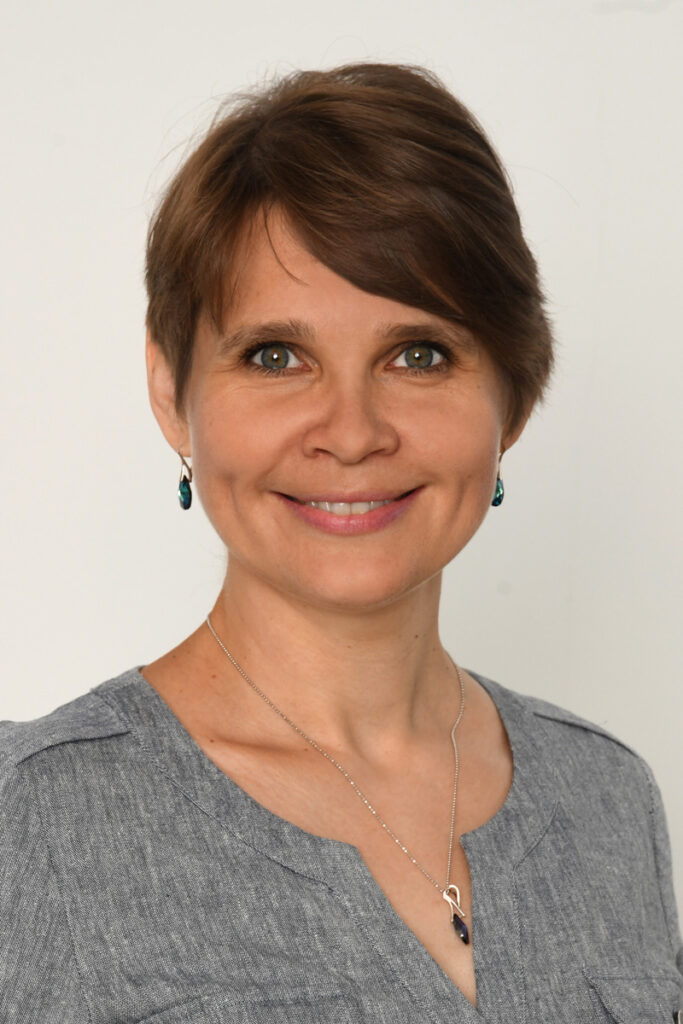 Photo of Joanna Lewczuk, PhD
